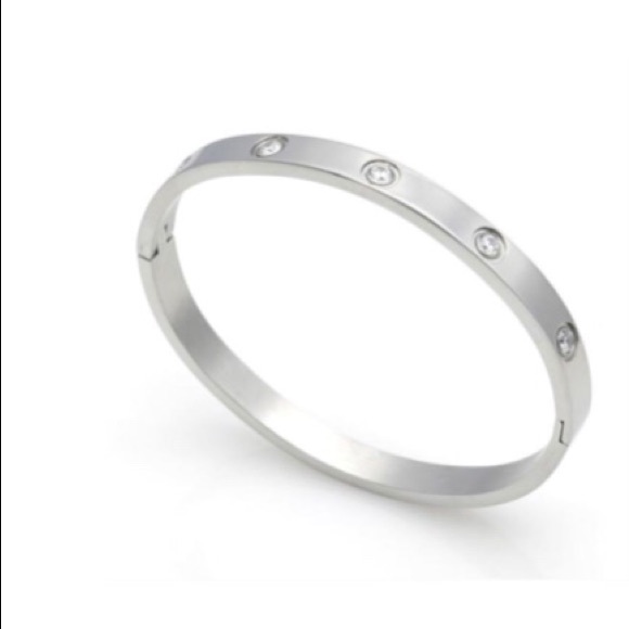 Styled Collection Eternity Bracelet - Picture 1 of 3